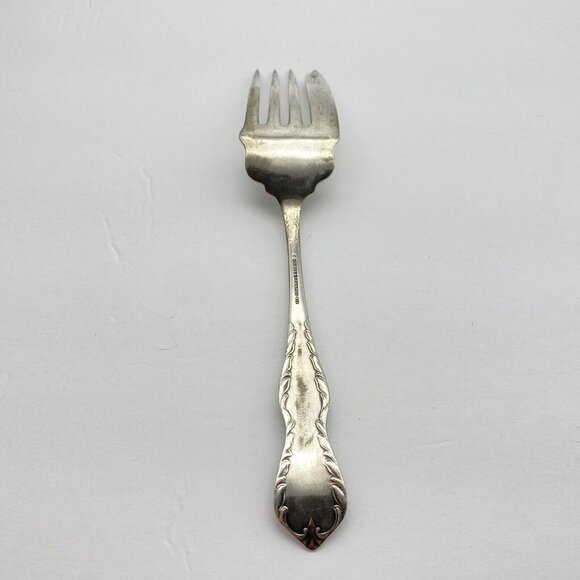 Vintage Holmes & Edwards XIV Serving Meat Fork Silver plate Ornate 7 5/8” Patina - Picture 5 of 8